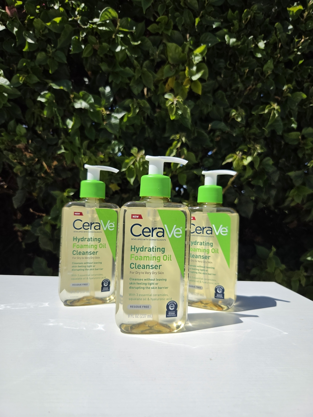 CeraVe Hydrating Foaming Oil Cleanser 8 oz (3 pc) Face Body Wash Hyaluronic Acid